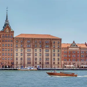 5* Otel Hilton Molino Stucky