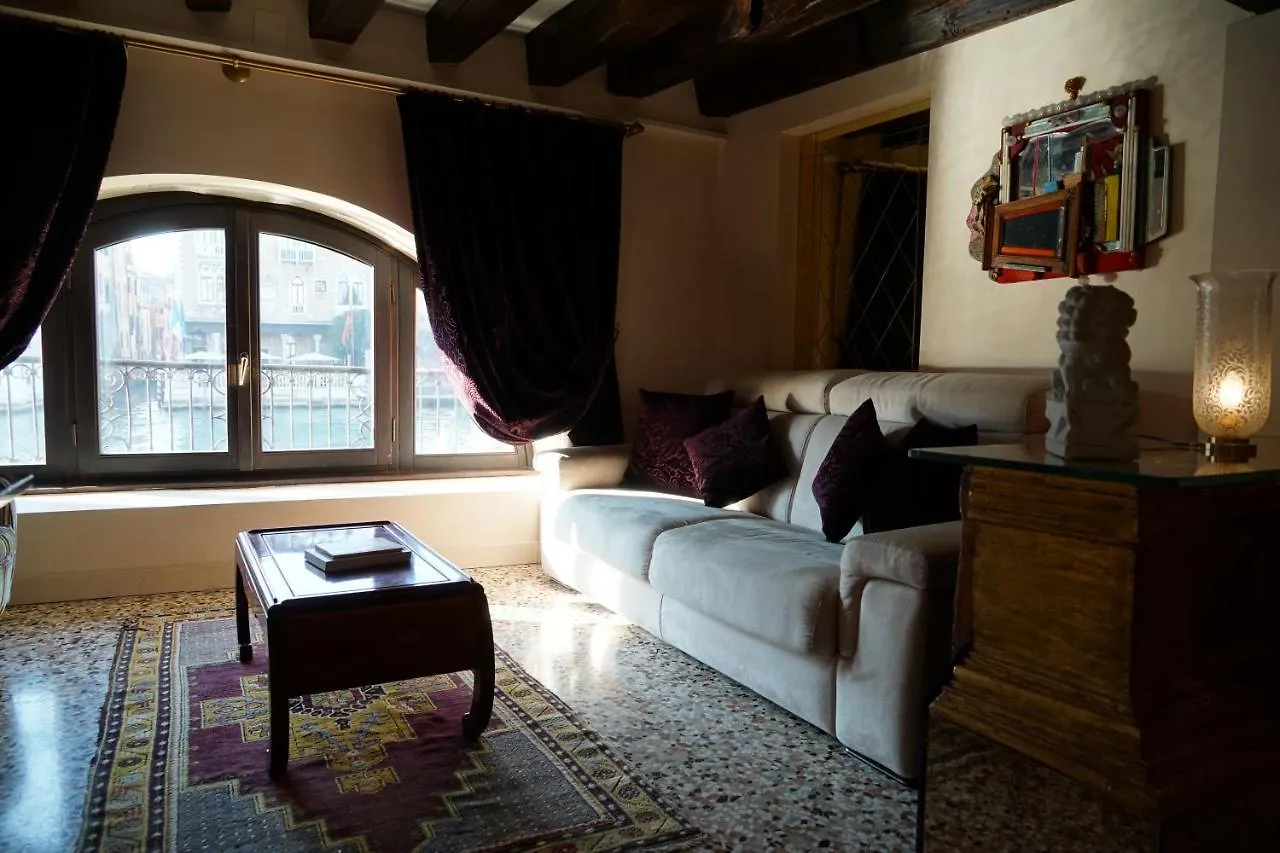 Granda Sweet Suites Venedik 3*,